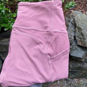 Lululemon cropped leggings